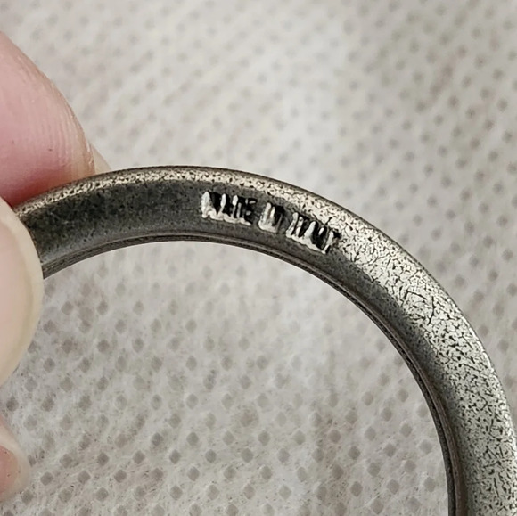 Gucci Leather/Palladium Keychain - Picture 3 of 6